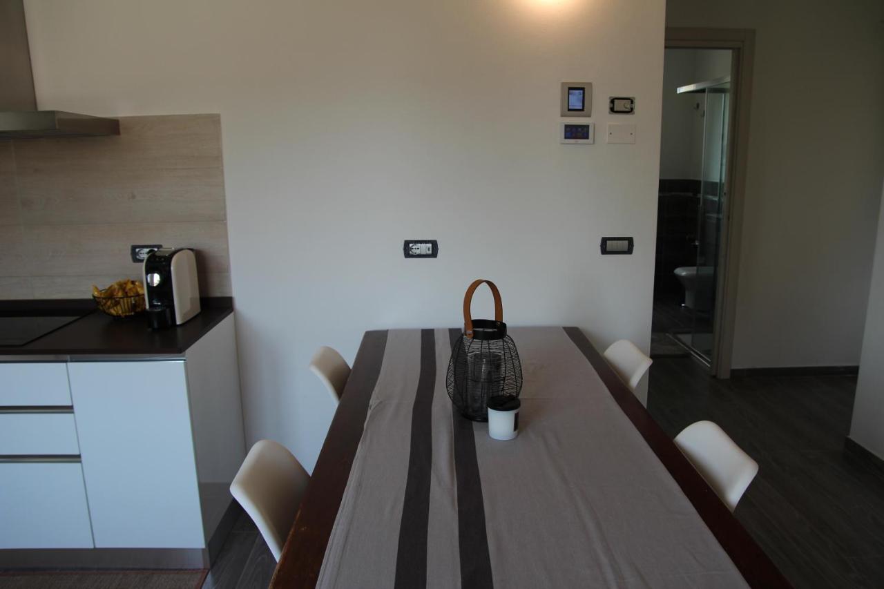 Dimora Due Galli ปอนติ ซุล มินโช ภายนอก รูปภาพ